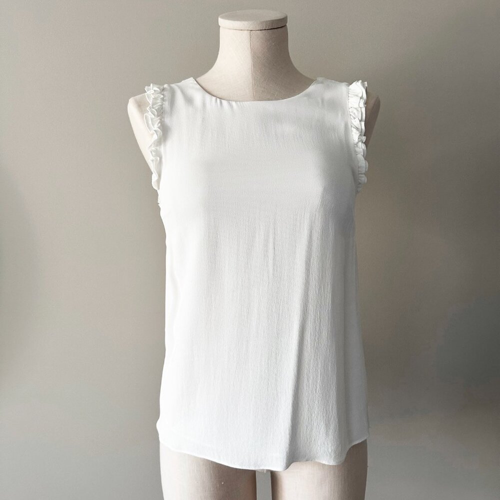 Ever New White Sleeveless Blouse Womens Size 2 Ruffle Sleeves